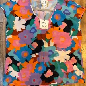 Lili & Loo Floral V-Neck Short Sleeve Top in Multi